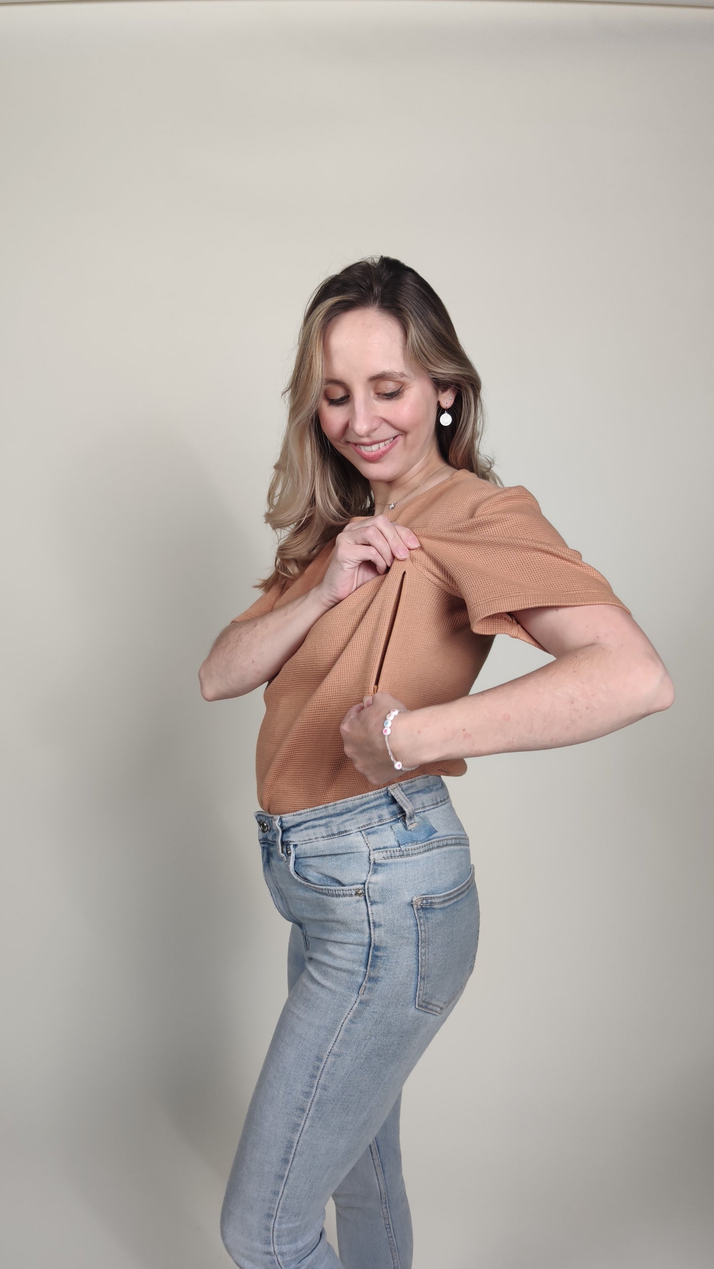 Tee-shirt d'Allaitement et de Grossesse "Cocoon Camel"